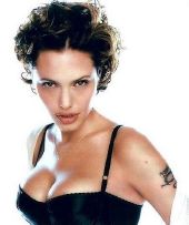 Nahá Angelina Jolie. Fotka - 33